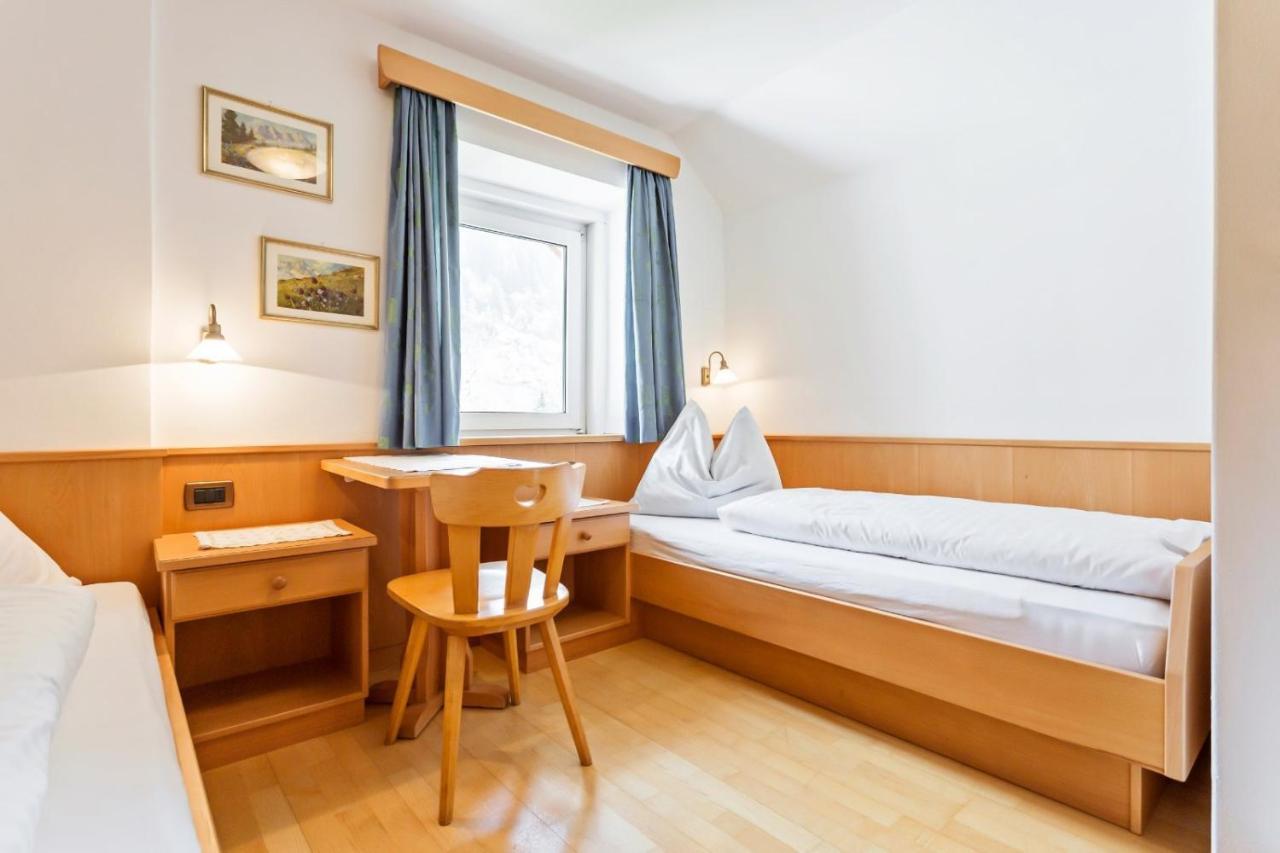Villa Alpina Apartments Santa Cristina Val Gardena エクステリア 写真