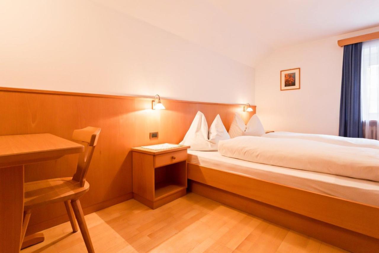 Villa Alpina Apartments Santa Cristina Val Gardena エクステリア 写真